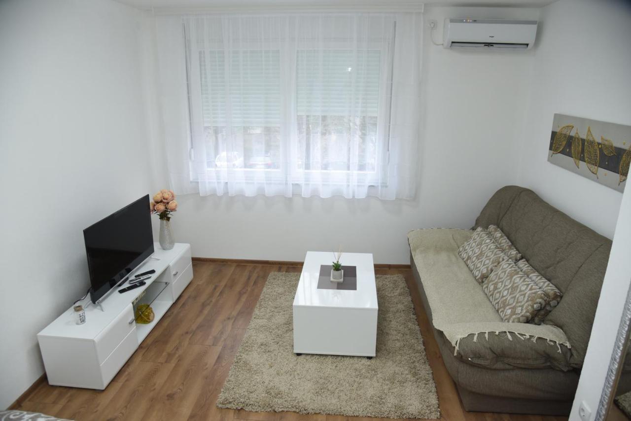 Apartmani Sofronic Loznica 1 Esterno foto