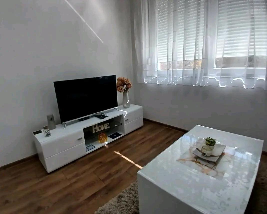 Apartmani Sofronic Loznica 1 Esterno foto
