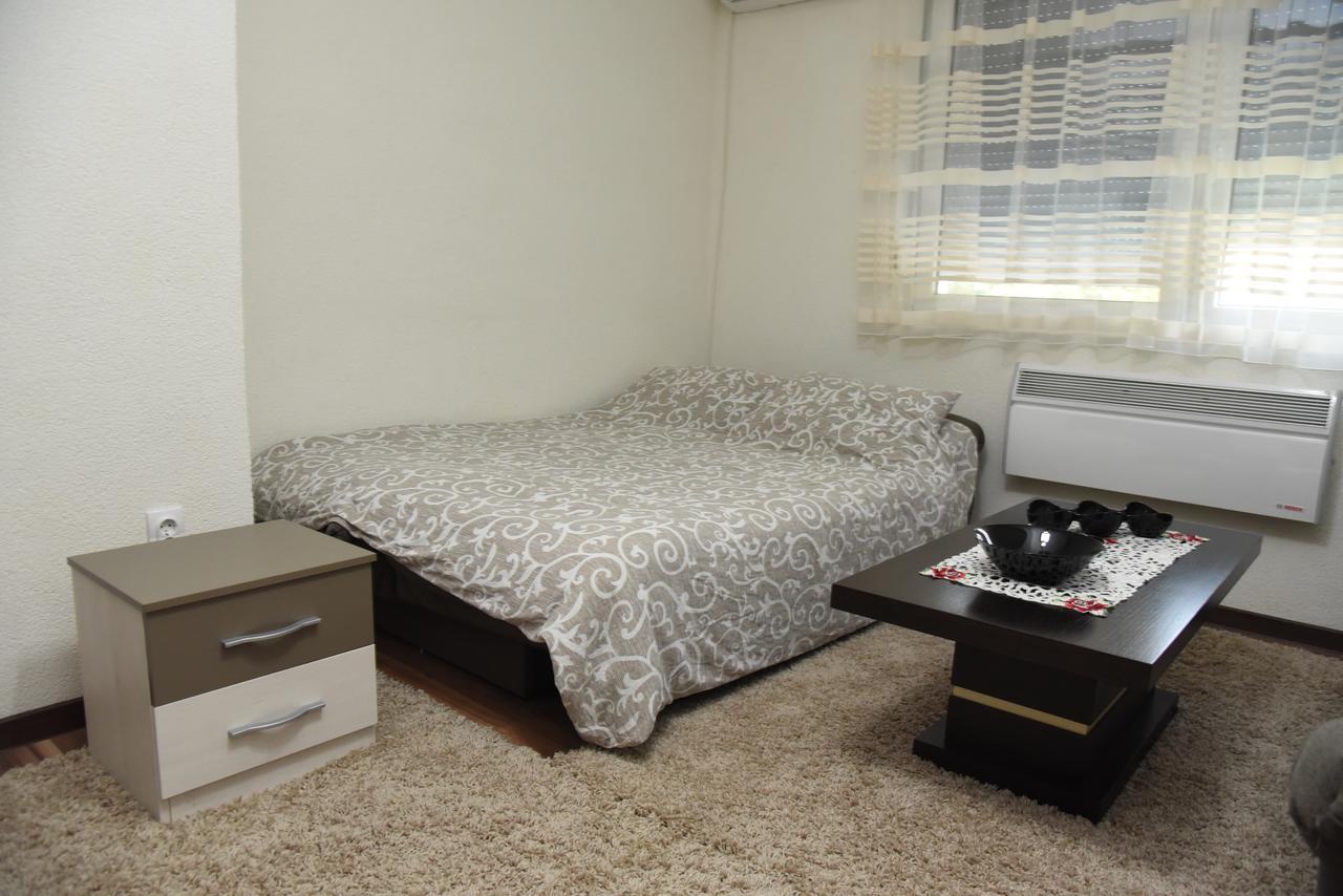Apartmani Sofronic Loznica 1 Esterno foto
